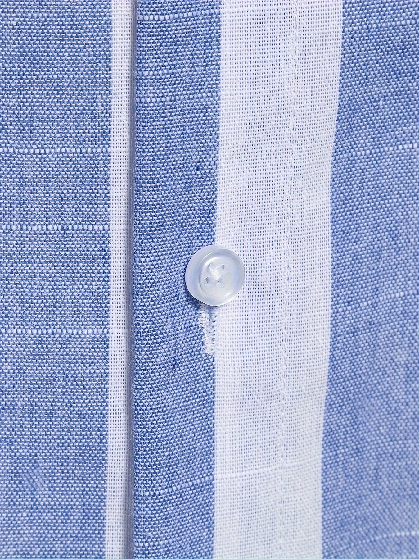 MEN'S SHORT SLEEVE VERTICAL STRIPES REGULAR FIT SHIRT